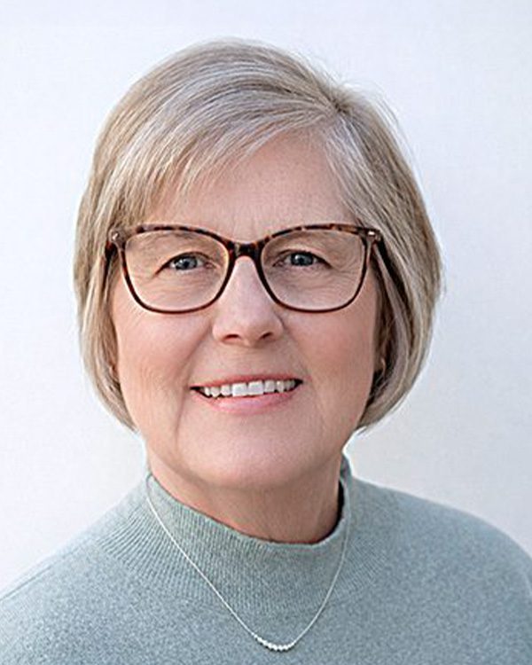 Portrait of Linda Widmyer